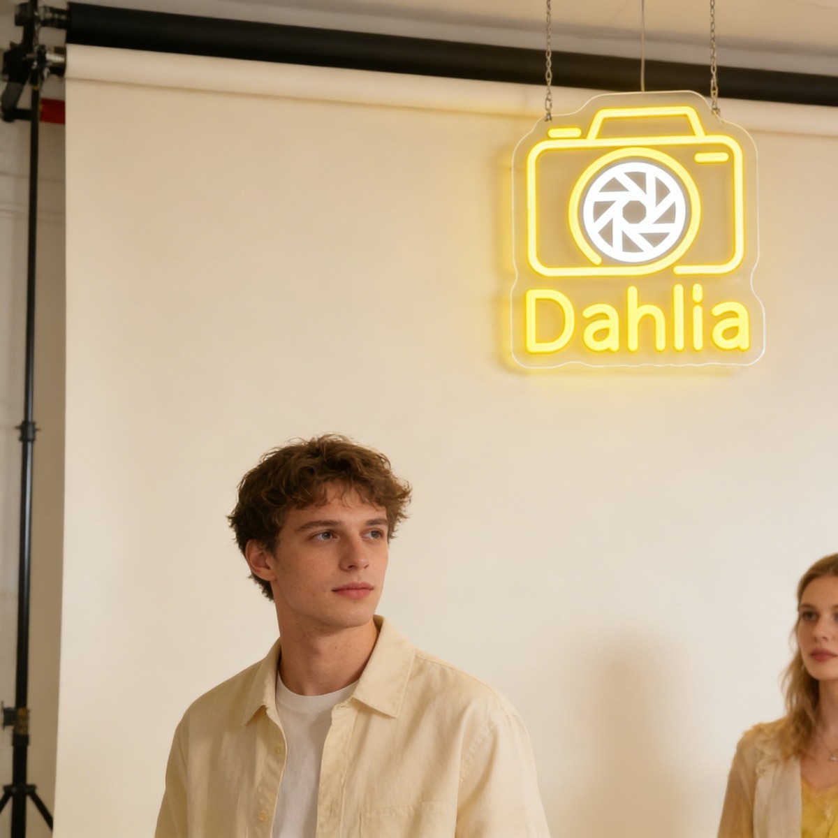 Insegna Luminosa al Neon a For - Vintage Photography Lighting recensione e prezzo